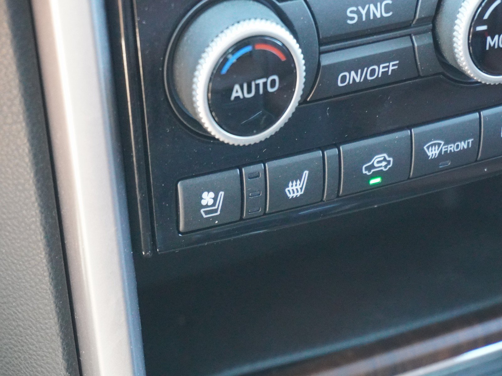 Used 2019 Subaru Ascent Touring AWD/4WD image 31
