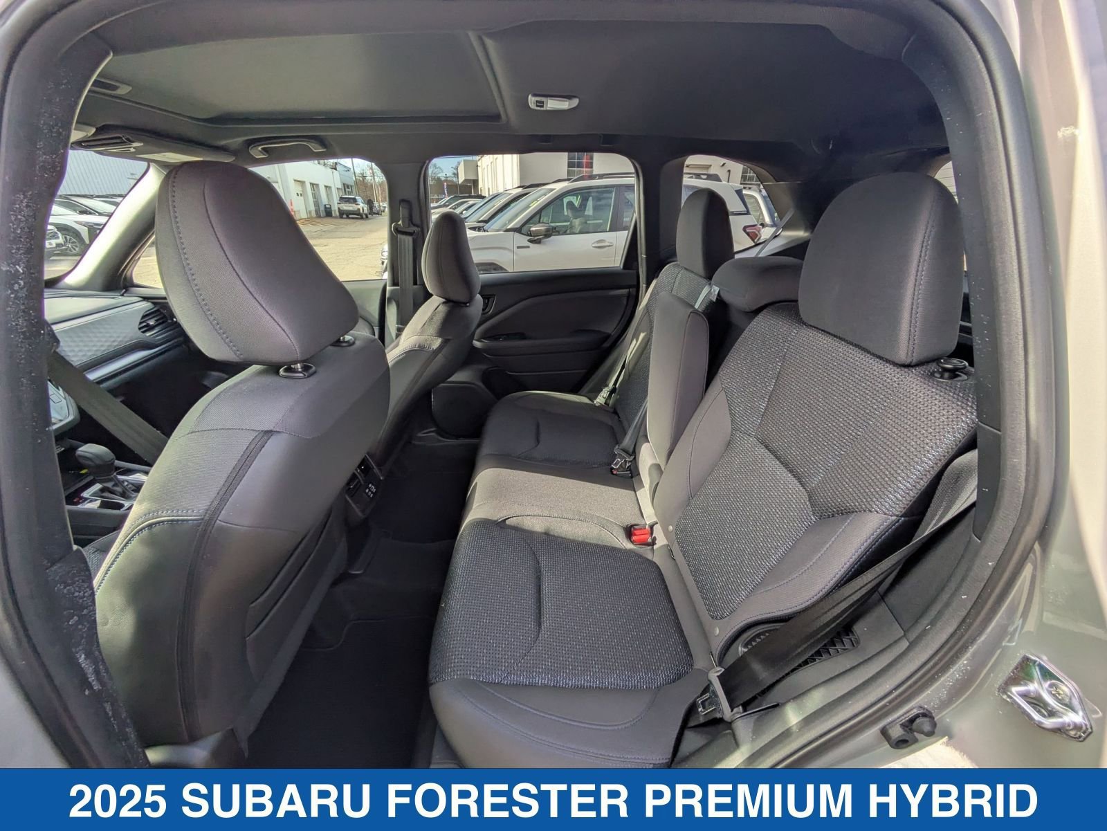 Certified 2025 Subaru Forester Premium AWD/4WD image 30