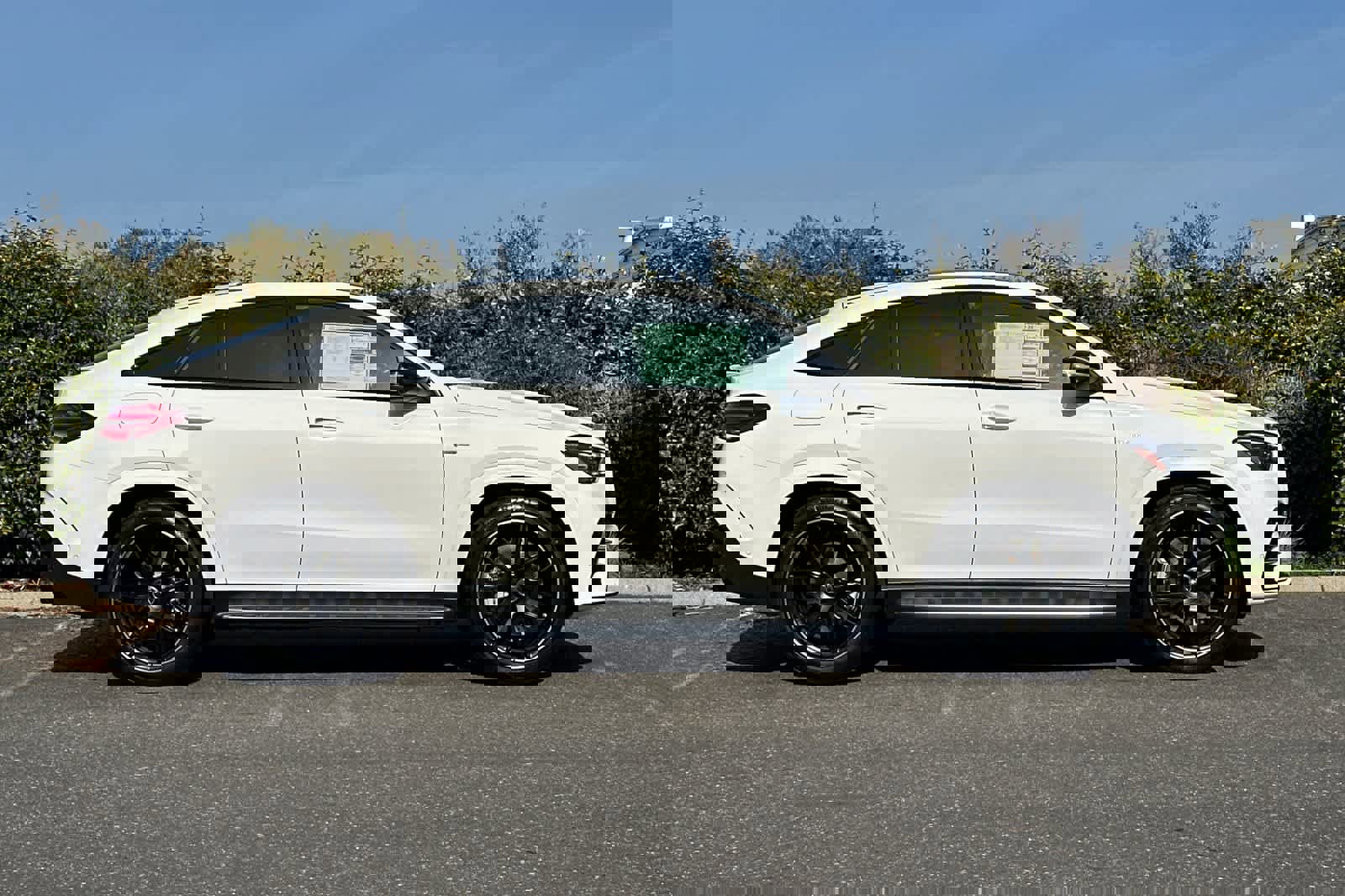 New 2026 Mercedes-Benz GLE 53 AMG 4MATIC Coupe image 2