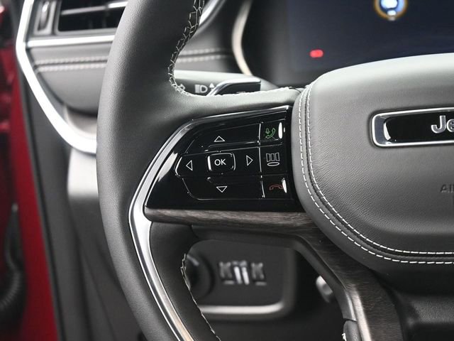 New 2025 Jeep Grand Cherokee L Overland w/ Trailer Tow Package image 32