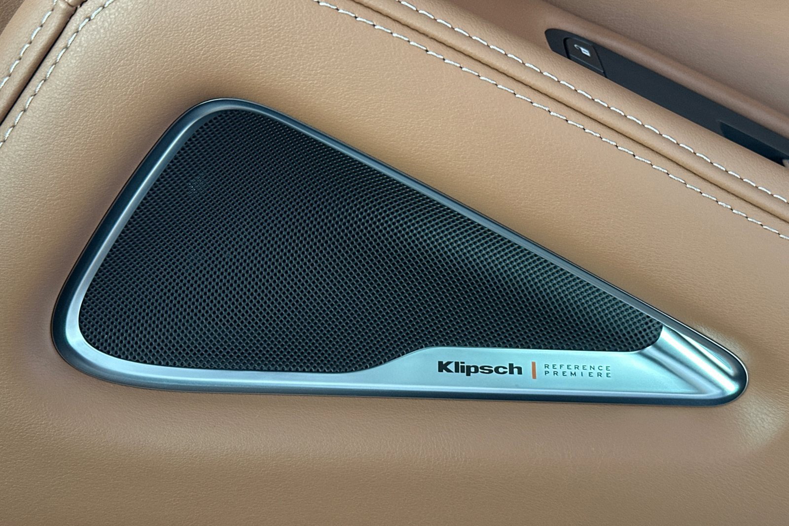 New 2026 INFINITI QX60 Autograph w/ Dark Cargo Package image 21