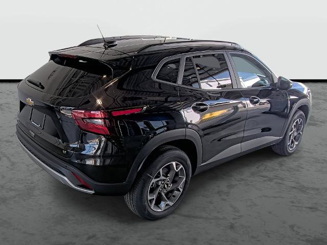 New 2026 Chevrolet Trax LT FWD image 14