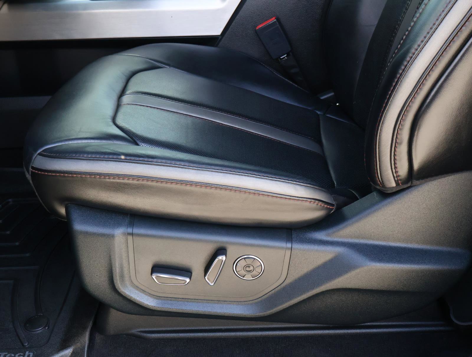 Used 2020 Ford F250 Platinum image 18