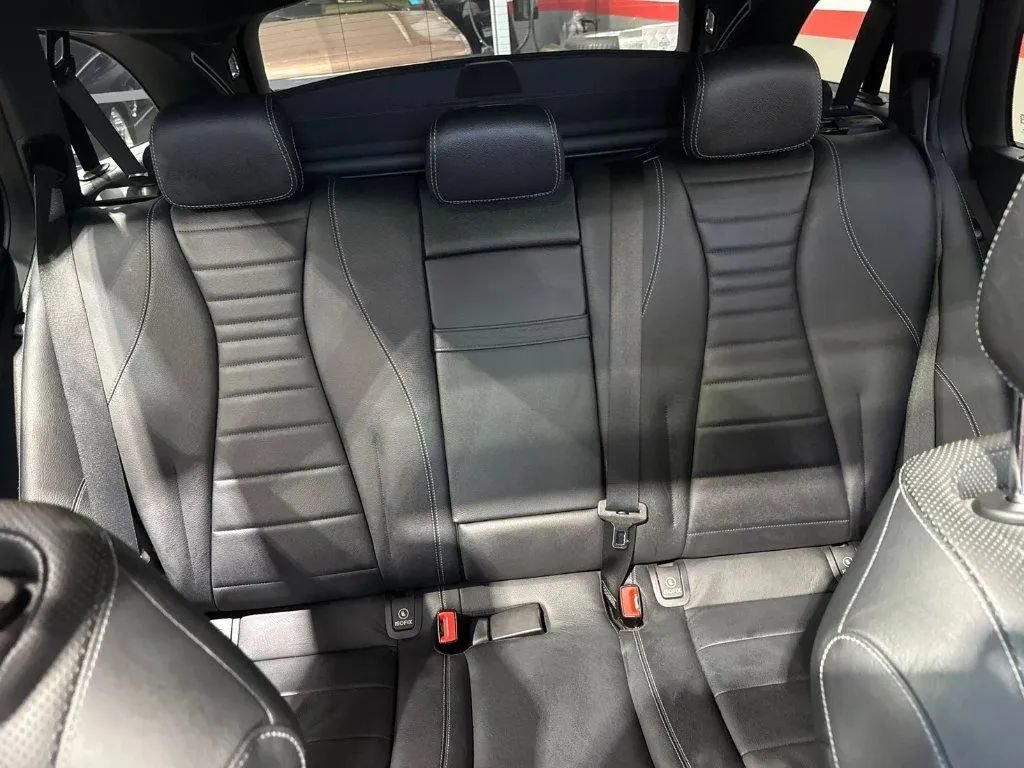 Used 2017 Mercedes-Benz E 400 4MATIC Wagon image 19