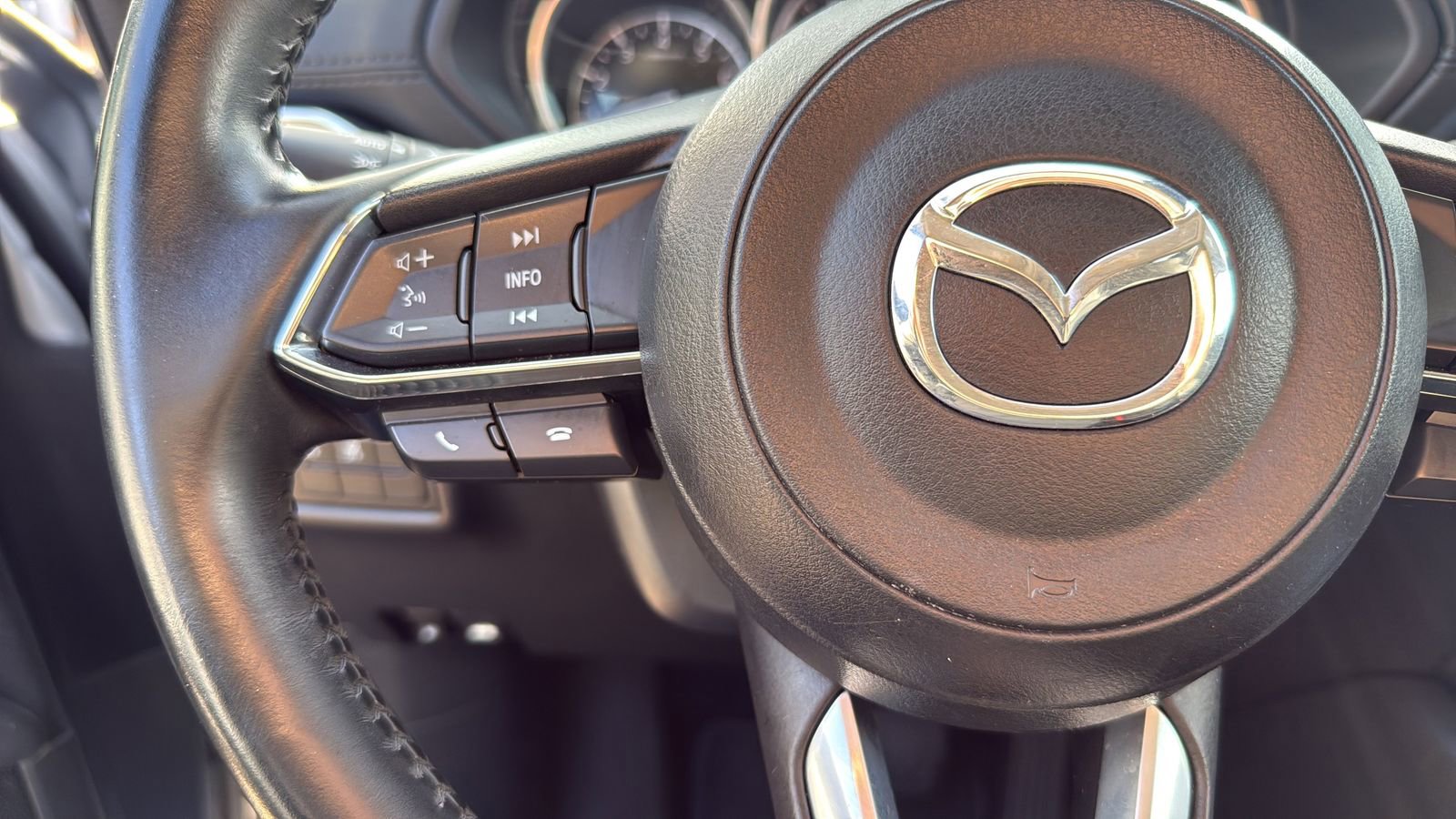 Used 2019 MAZDA CX-5 Touring FWD image 16