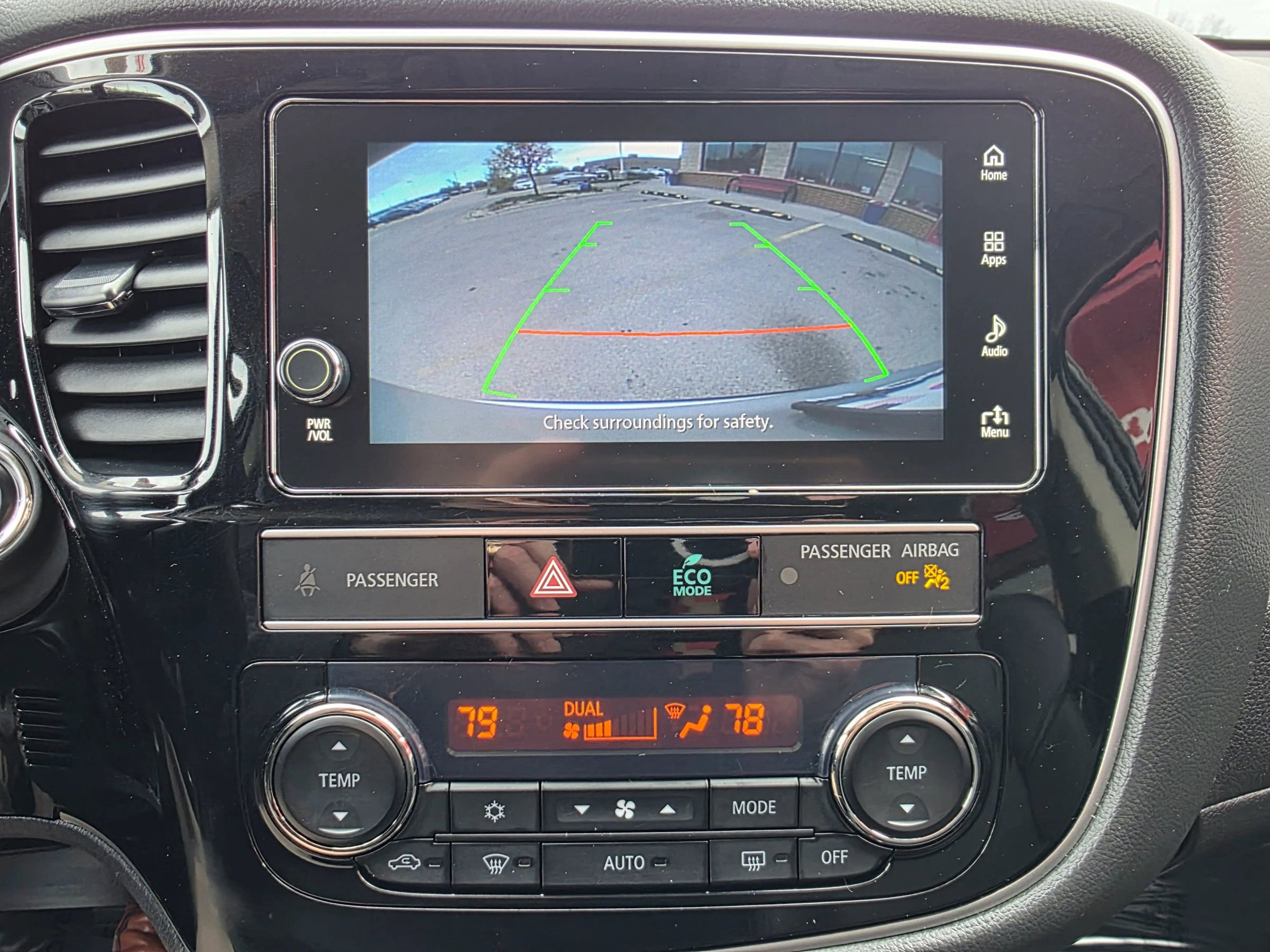 Used 2019 Mitsubishi Outlander SEL image 14