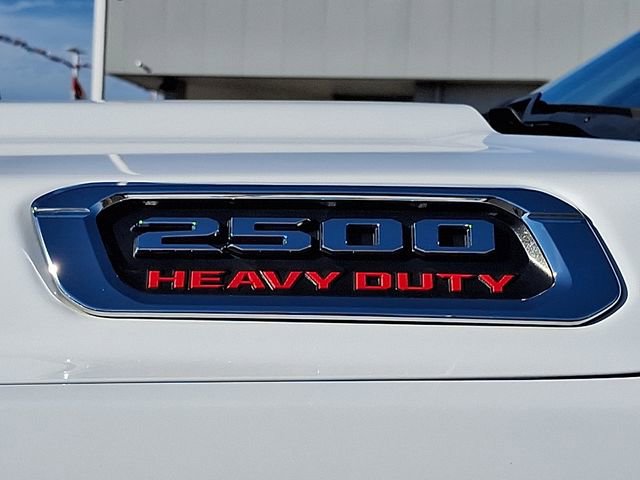Used 2024 RAM 2500 Tradesman w/ Chrome Appearance Group image 30