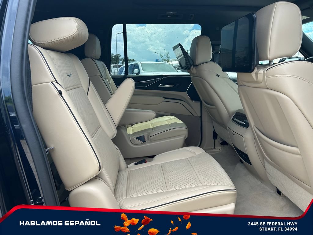 Used 2021 Cadillac Escalade ESV Premium Luxury w/ Driver Assist Tech Package RWD image 18