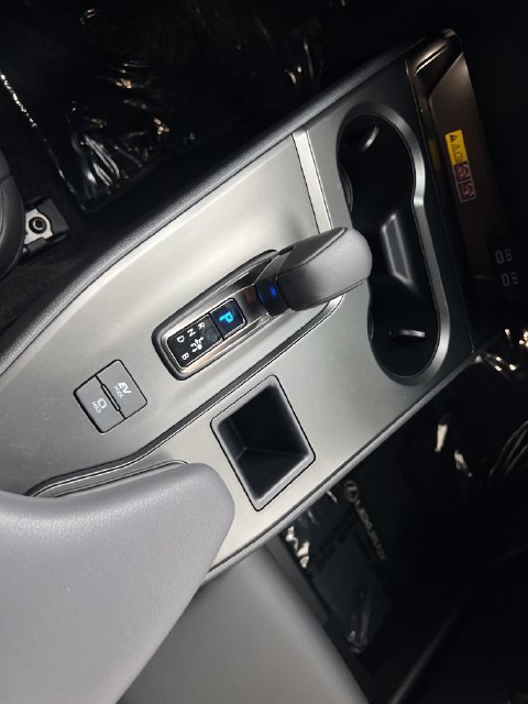 Used 2026 Lexus UX 300h FWD w/ Accessory Package (Z1) image 22