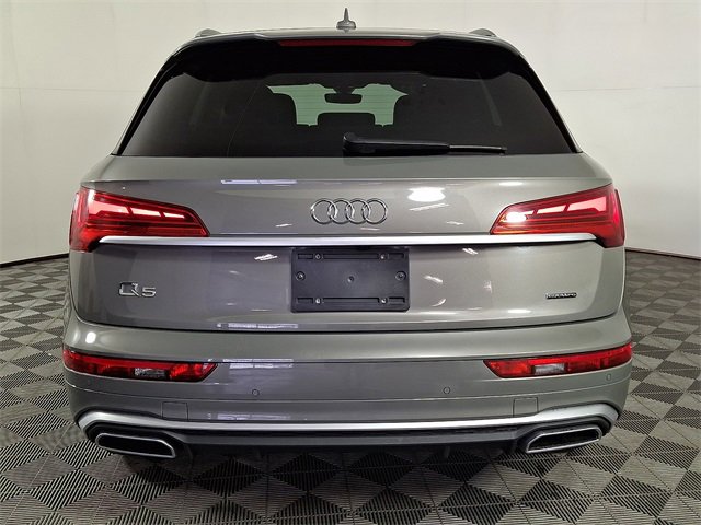 Used 2023 Audi Q5 2.0T Premium w/ Convenience Package image 8