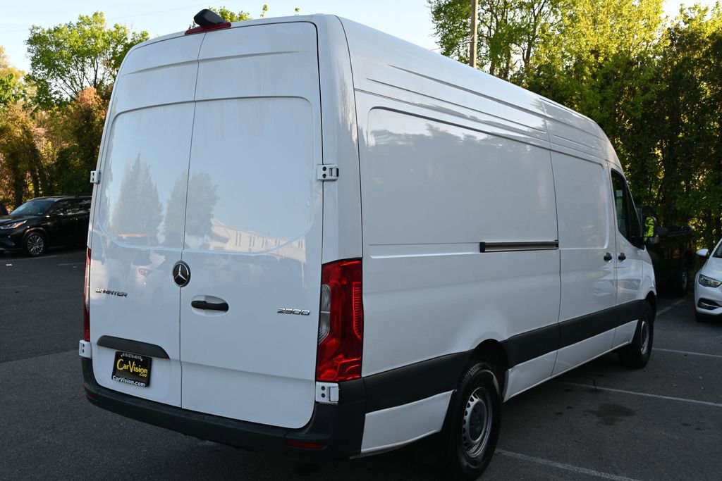 Used 2025 Mercedes-Benz Sprinter 2500 image 36