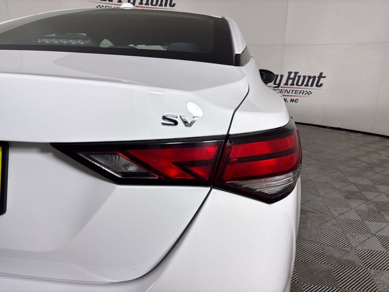 Used 2024 Nissan Sentra SV FWD image 34