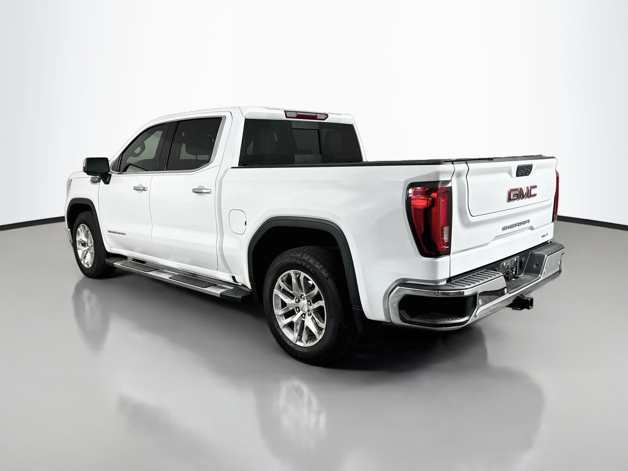 Used 2020 GMC Sierra 1500 SLT w/ SLT Premium Plus Package RWD image 5