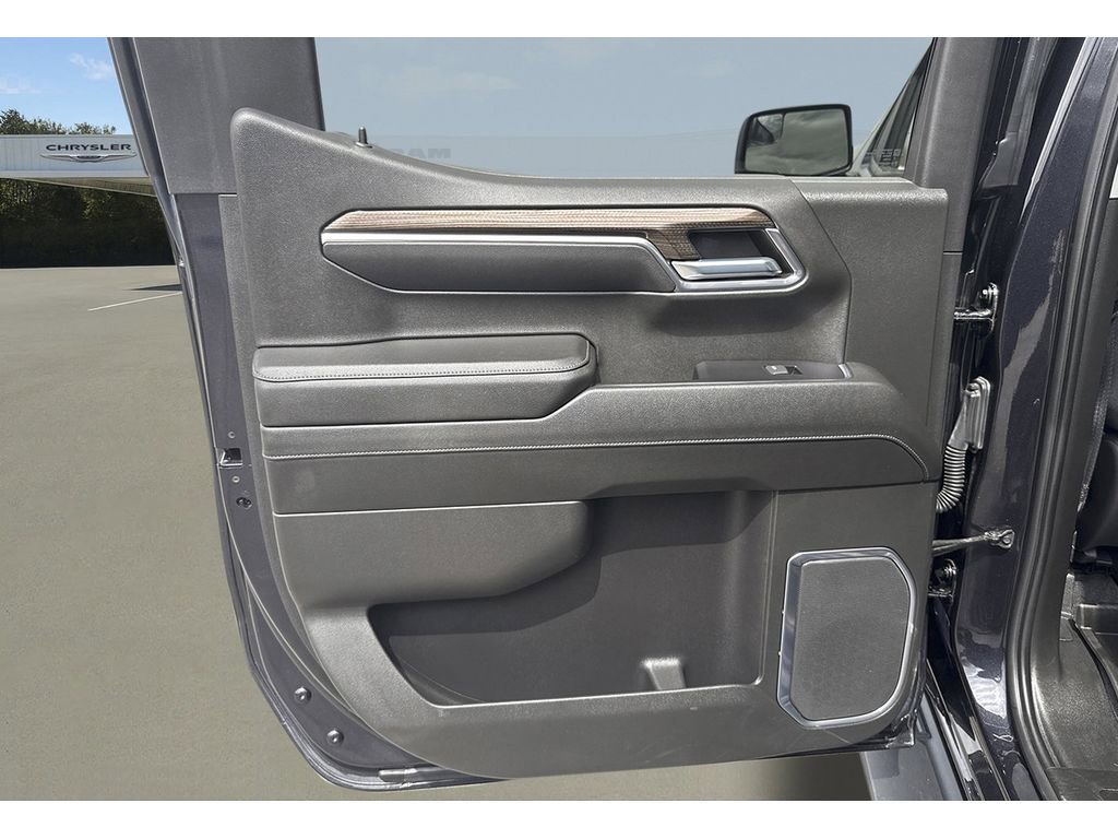 Used 2022 Chevrolet Silverado 1500 RST w/ Protection Package AWD/4WD image 22