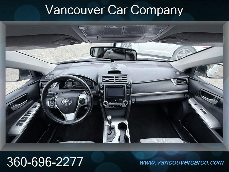 Used 2014 Toyota Camry SE FWD image 21