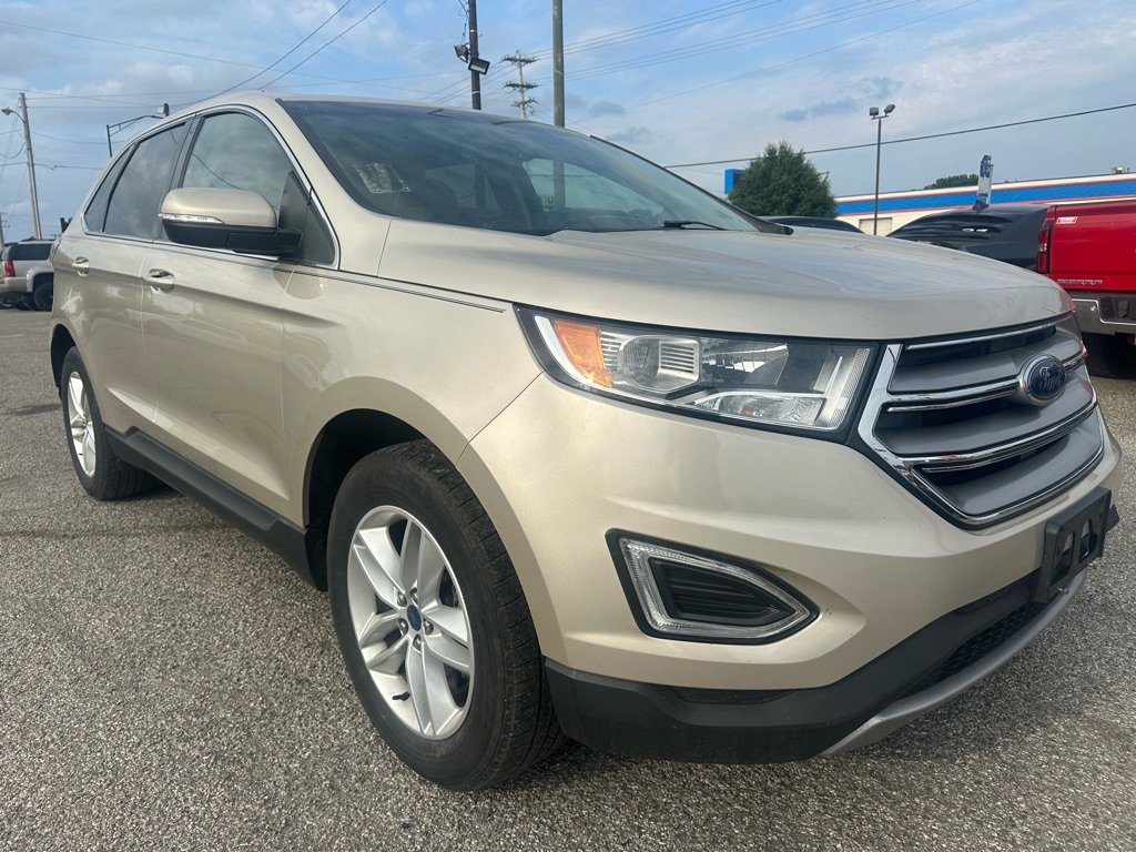 Used 2017 Ford Edge SEL image 2