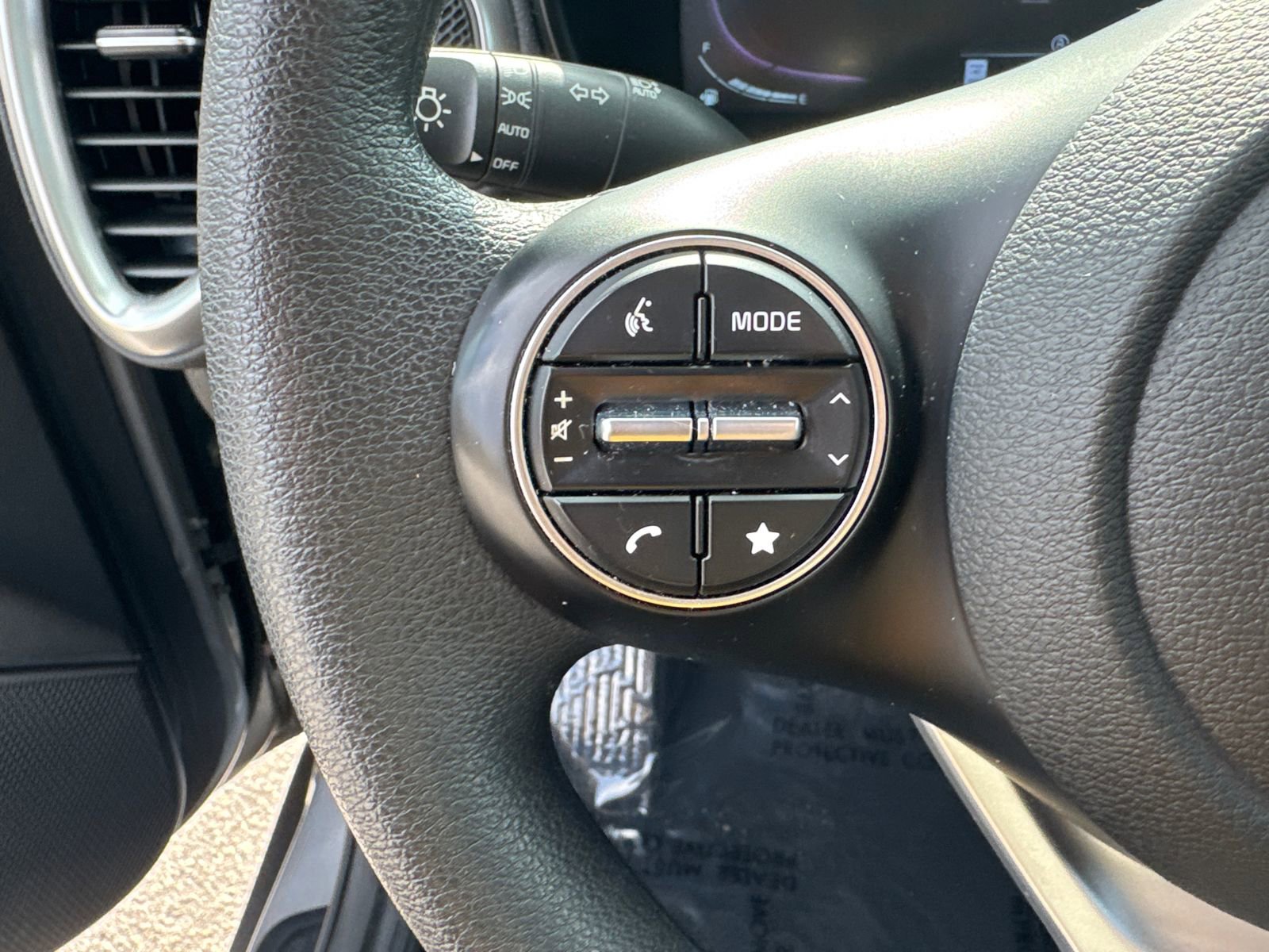 Used 2023 Kia Soul LX image 24