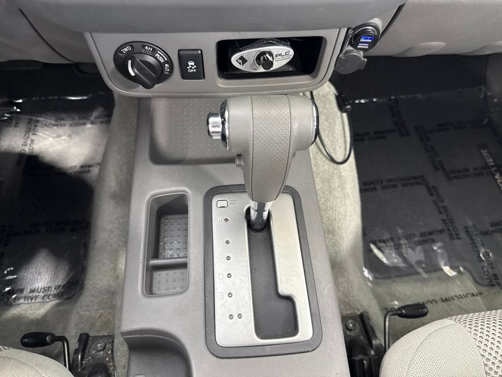 Used 2016 Nissan Frontier SV AWD/4WD image 13