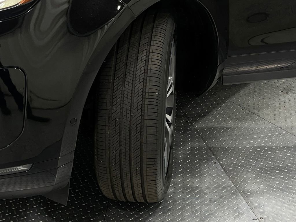 Used 2020 Land Rover Range Rover Evoque SE image 37