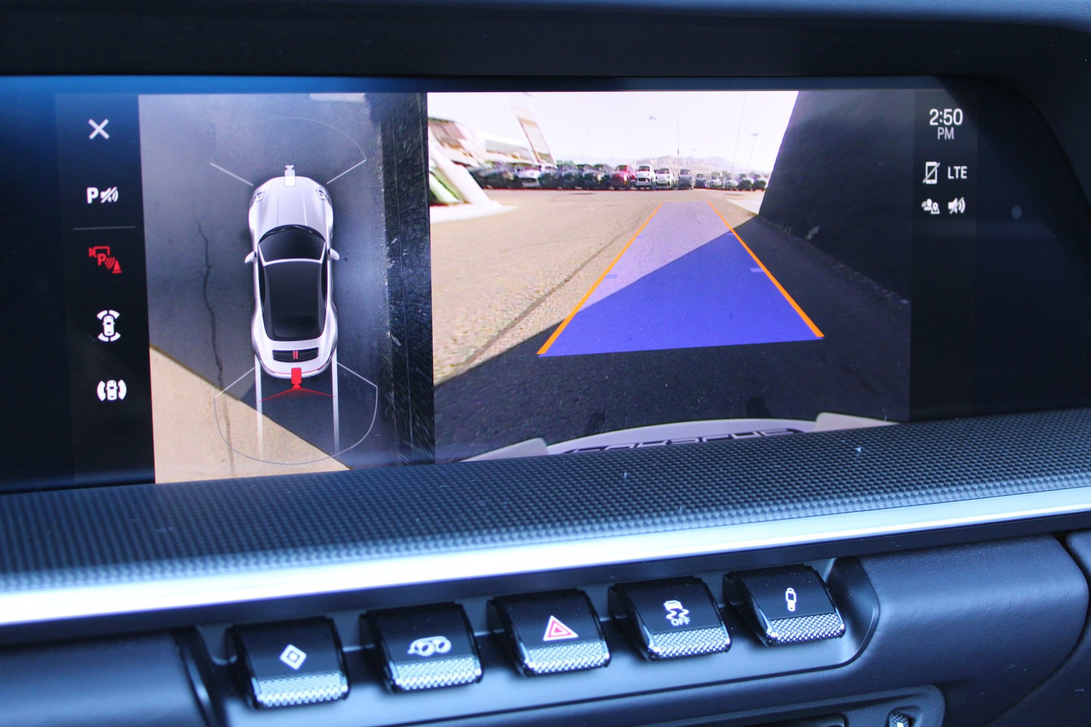 Used 2024 Porsche 911 Carrera image 18