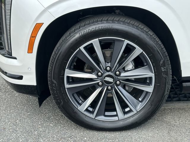Used 2025 Cadillac Escalade Sport w/ Touring Package AWD/4WD image 10