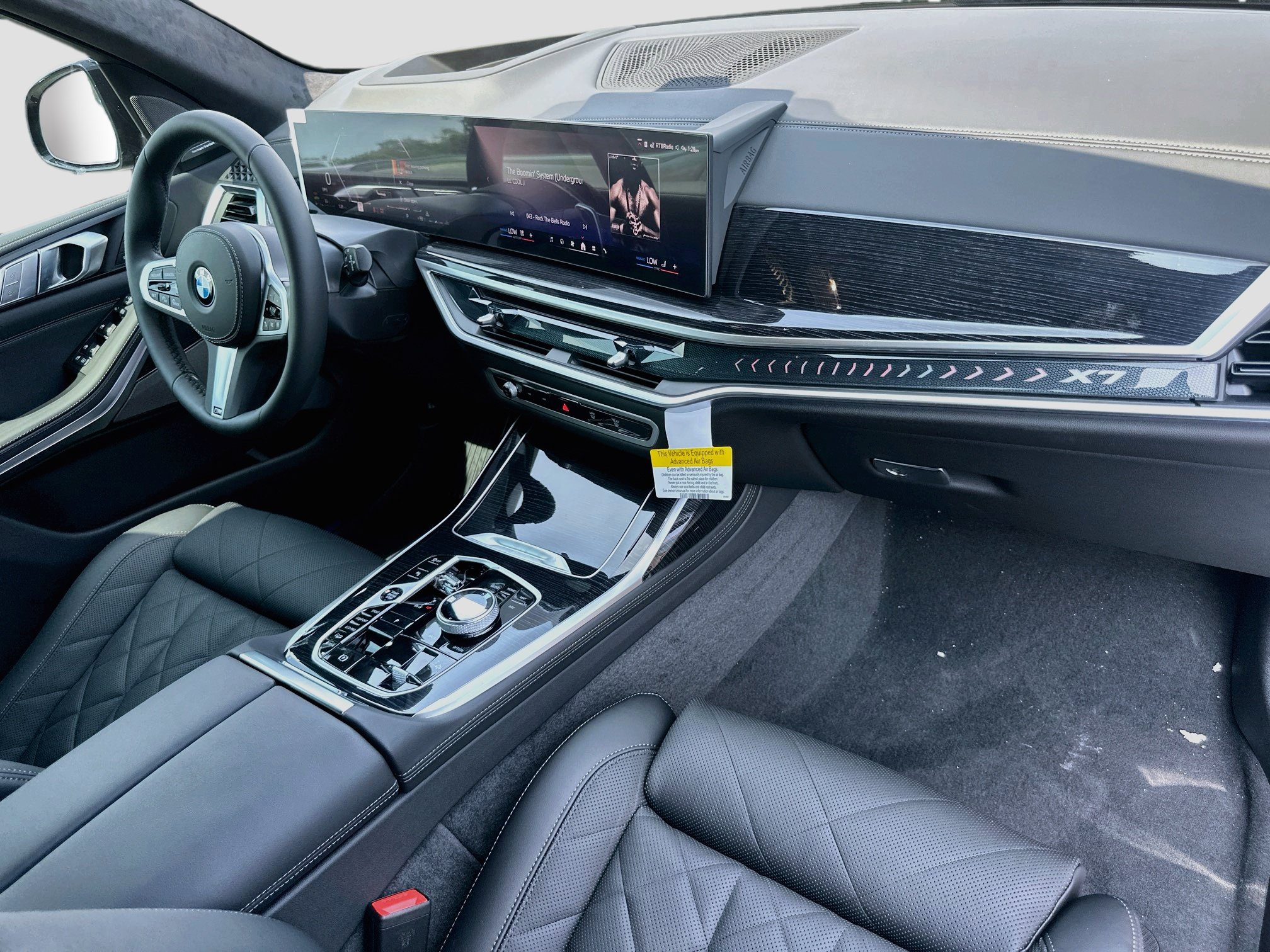 New 2027 BMW X7 xDrive40i w/ Executive Package AWD/4WD image 24