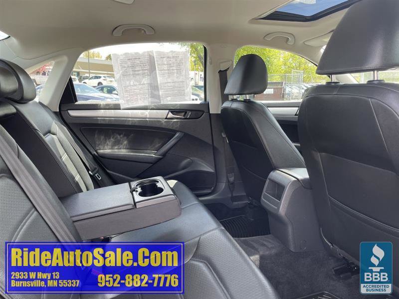 Used 2012 Volkswagen Passat 2.5 SE FWD image 16