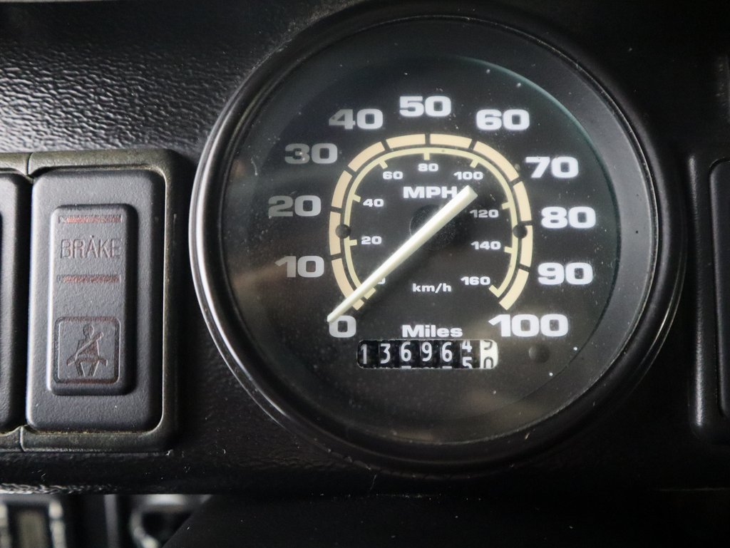 Used 1997 HUMMER H1 4-Door Open Top AWD/4WD image 29