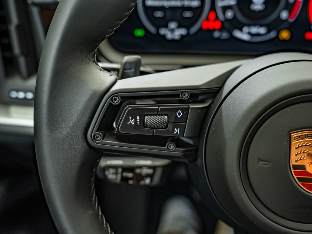 New 2026 Porsche Cayenne Coupe AWD/4WD image 24