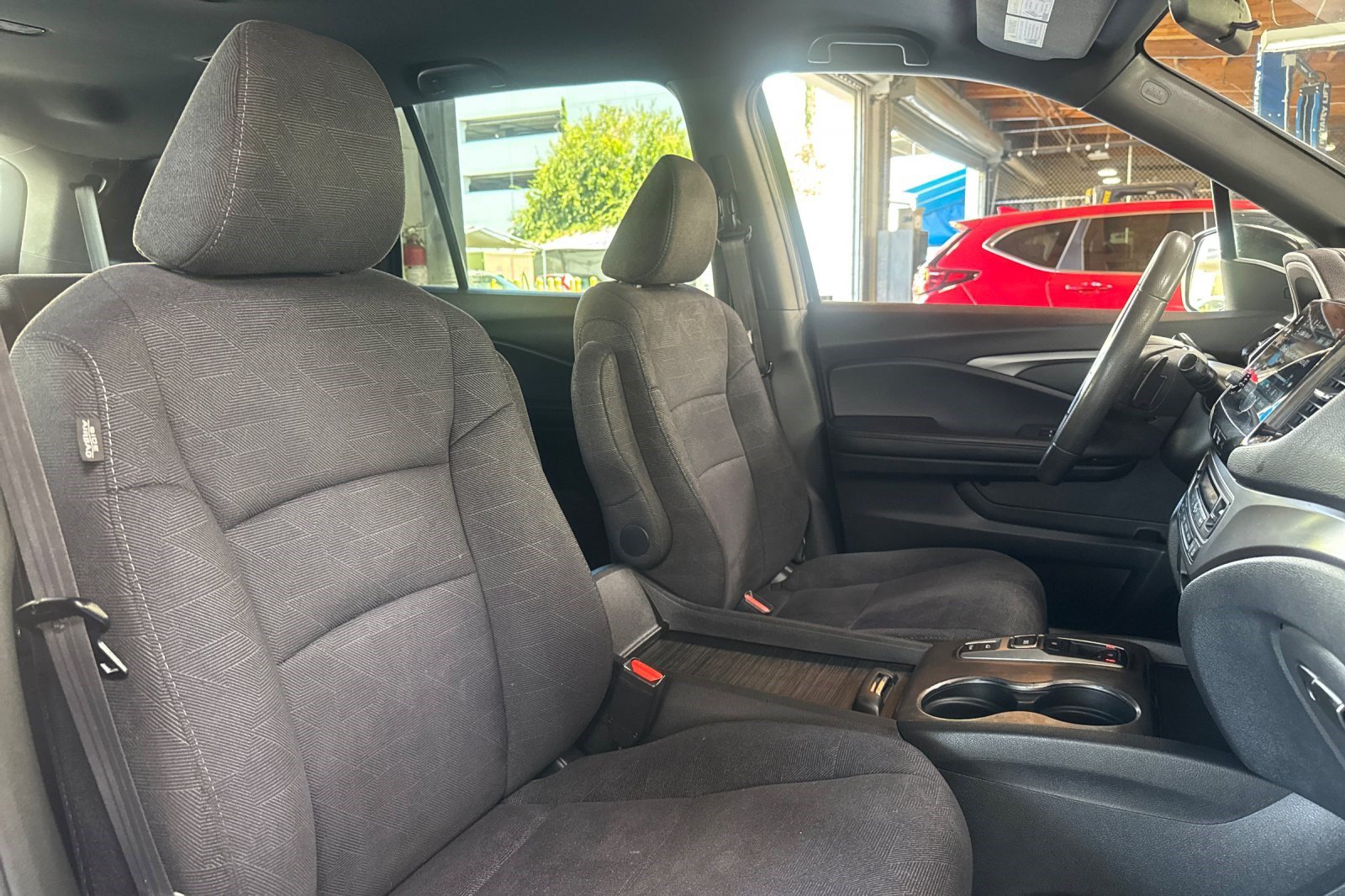 Used 2022 Honda Pilot Sport image 28