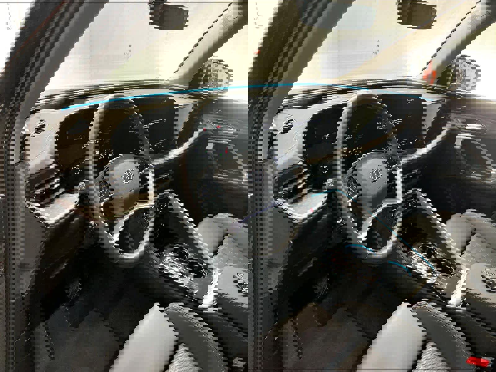 Used 2025 Audi Q5 Premium Plus w/ Premium Plus image 16