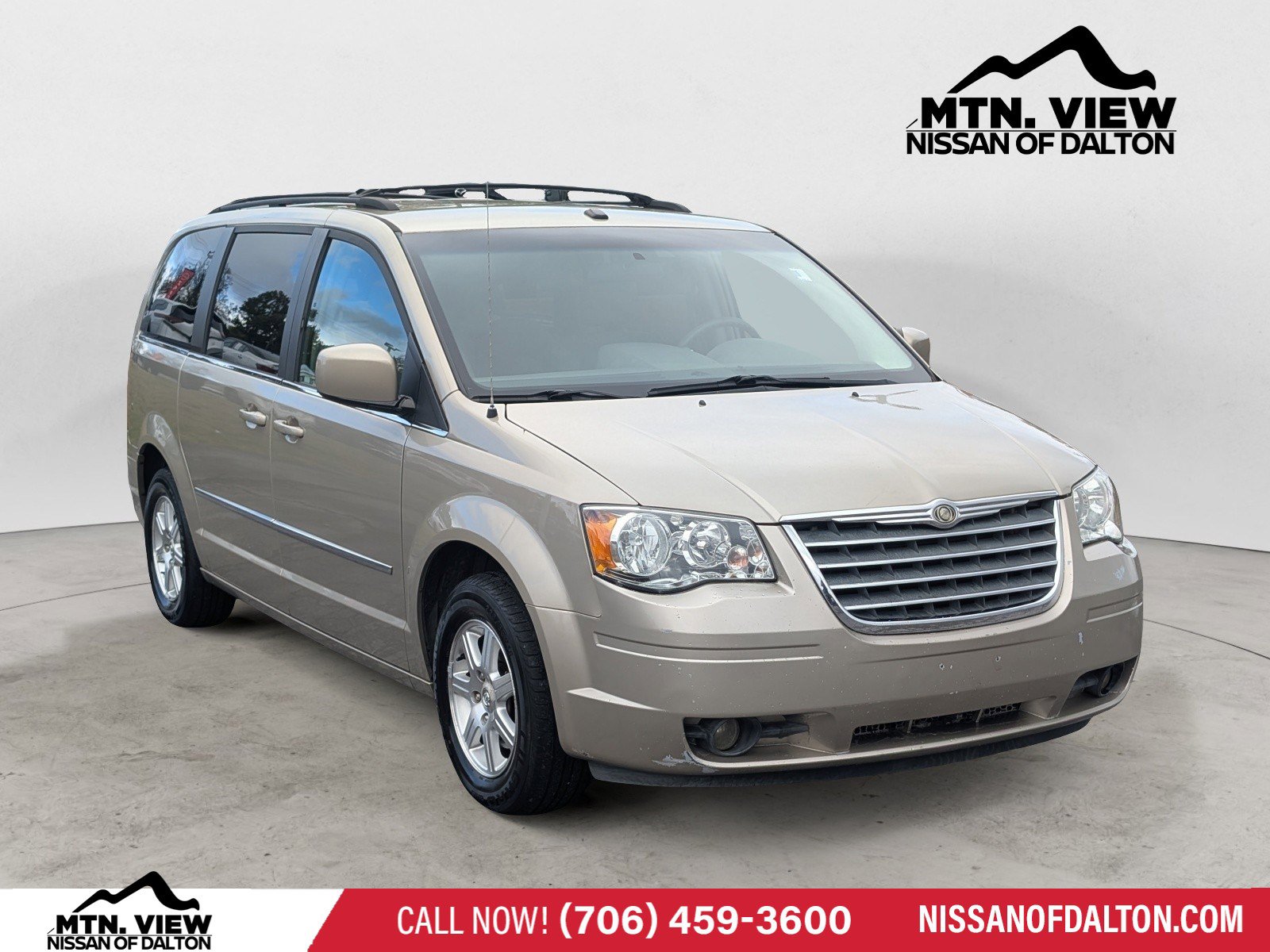 Used 2009 Chrysler Town & Country Touring