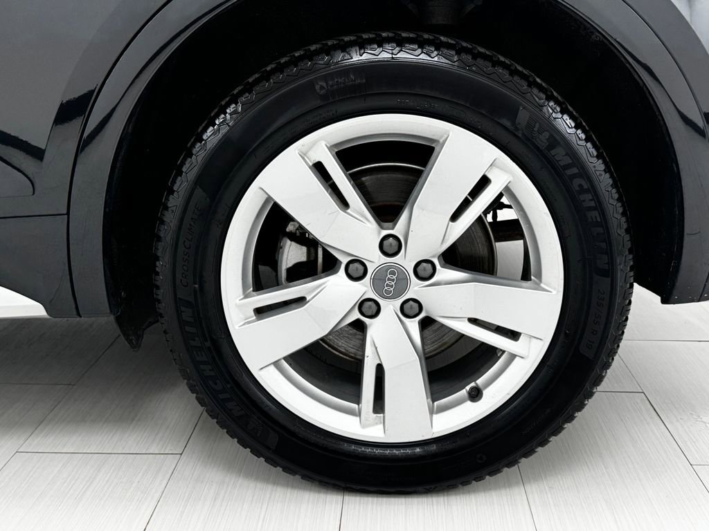 Used 2019 Audi Q5 2.0T Premium Plus w/ Premium Plus Package image 41