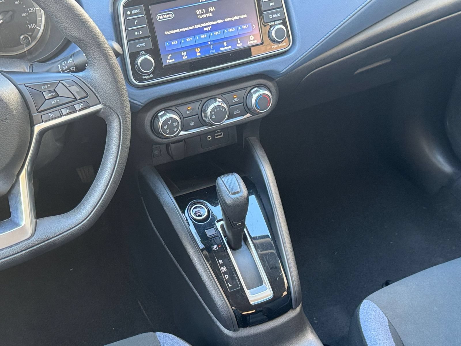 Used 2025 Nissan Versa SV FWD image 39