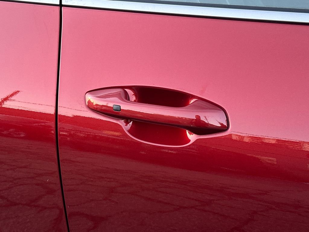 Certified 2024 Kia Seltos SX image 9