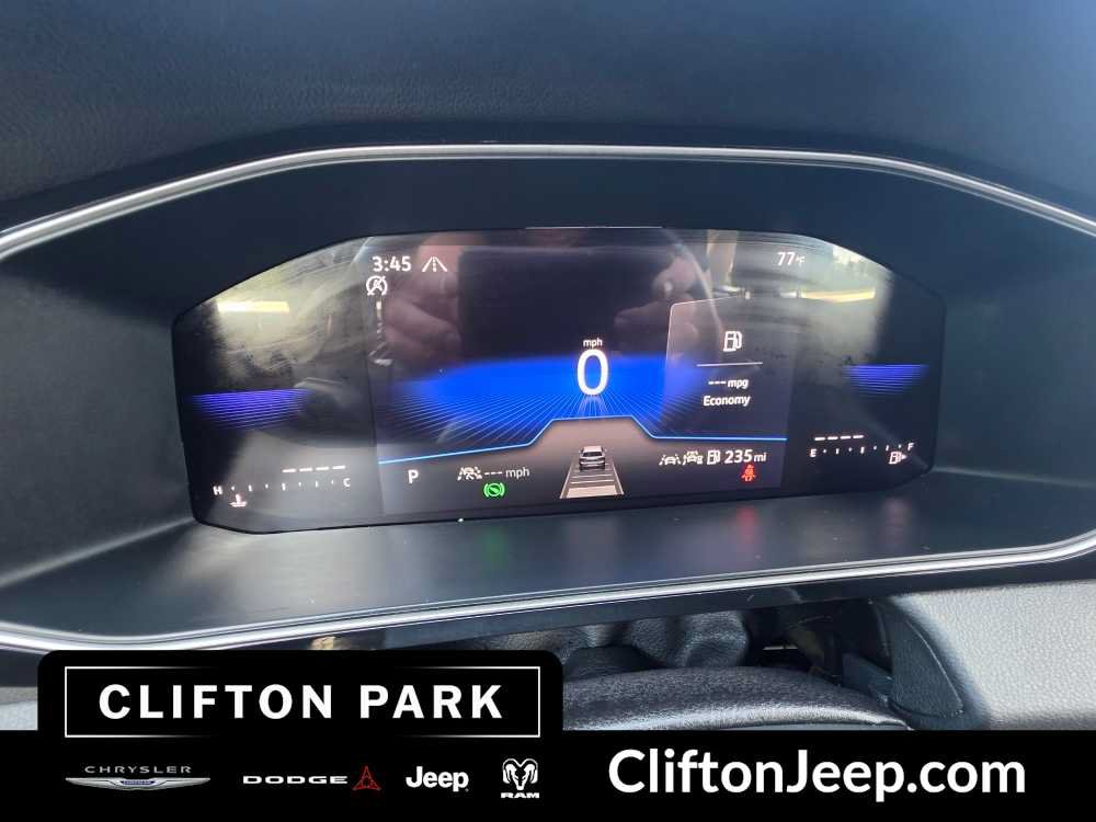 Used 2025 Volkswagen Jetta S FWD image 23