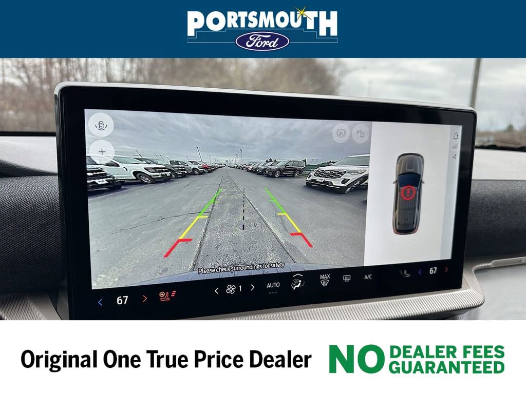 New 2025 Ford Explorer Active w/ Active Comfort Package image 11