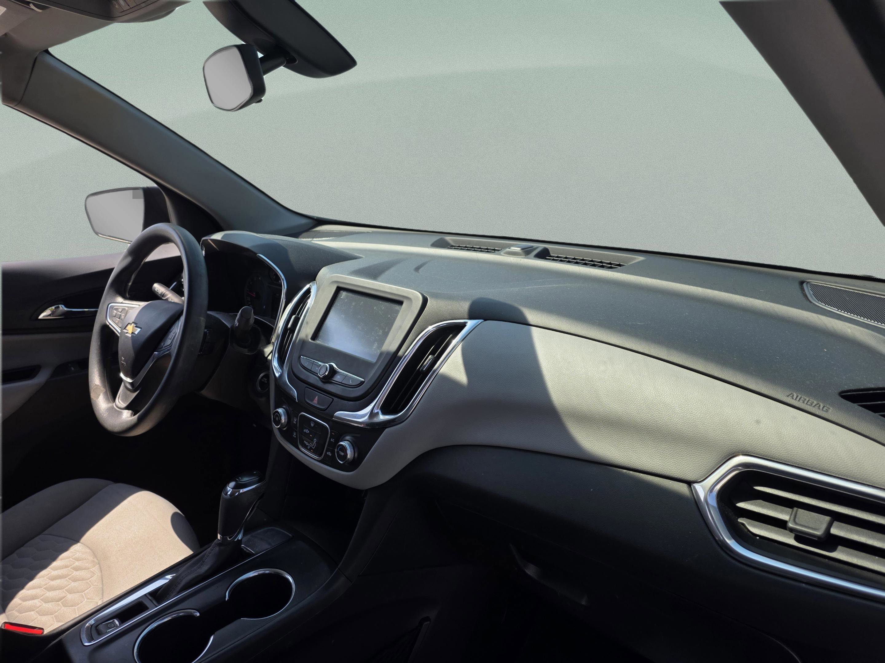 Used 2018 Chevrolet Equinox LS FWD image 19