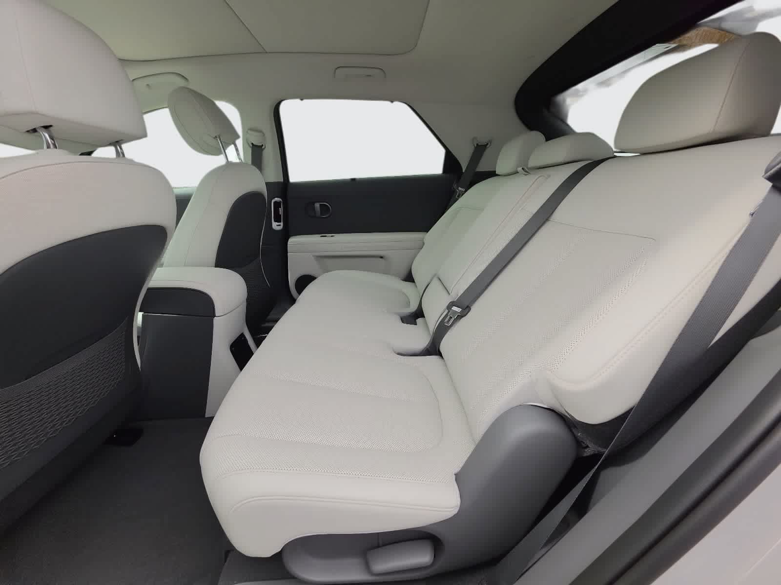 New 2027 Hyundai Ioniq 5 Limited RWD image 31