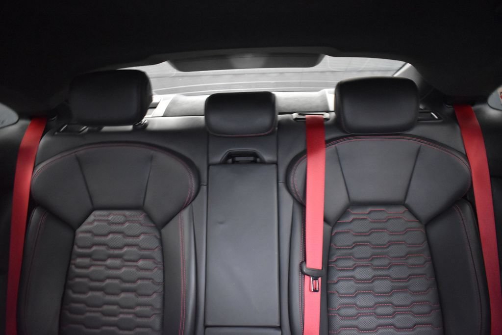 Used 2022 Audi RS e-tron GT AWD/4WD image 17