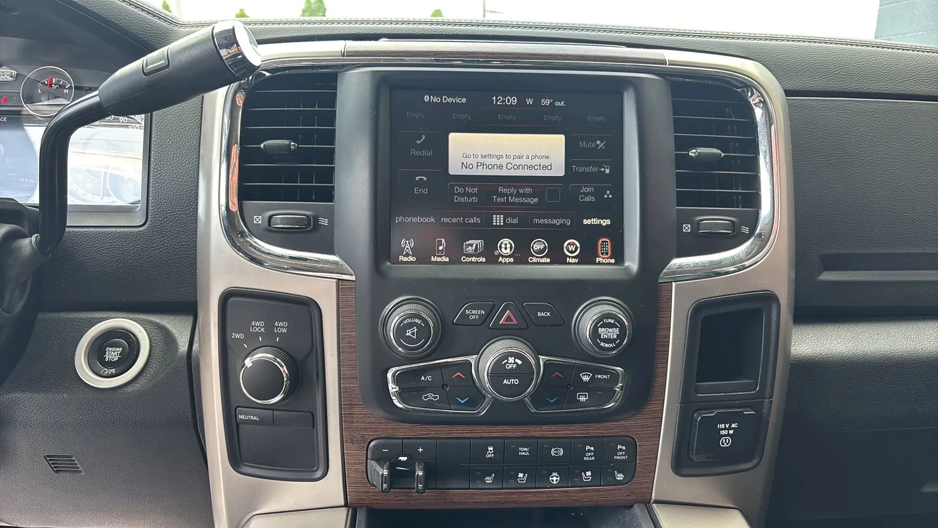 Used 2017 RAM 2500 Laramie w/ Convenience Group AWD/4WD image 26