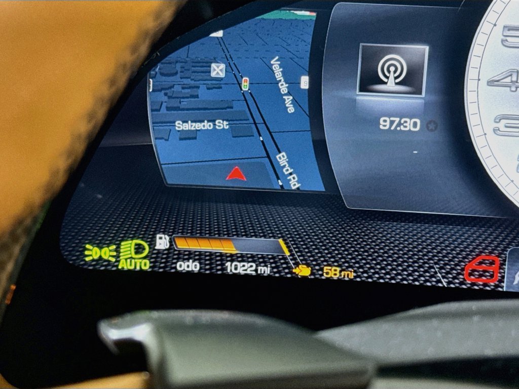 Certified 2025 Ferrari Roma Spider RWD image 15