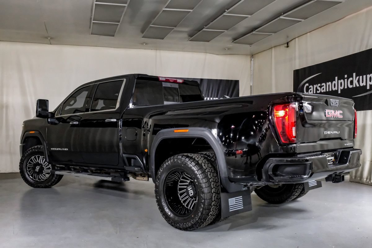 Used 2023 GMC Sierra 3500 Denali w/ Denali Ultimate Package AWD/4WD image 11