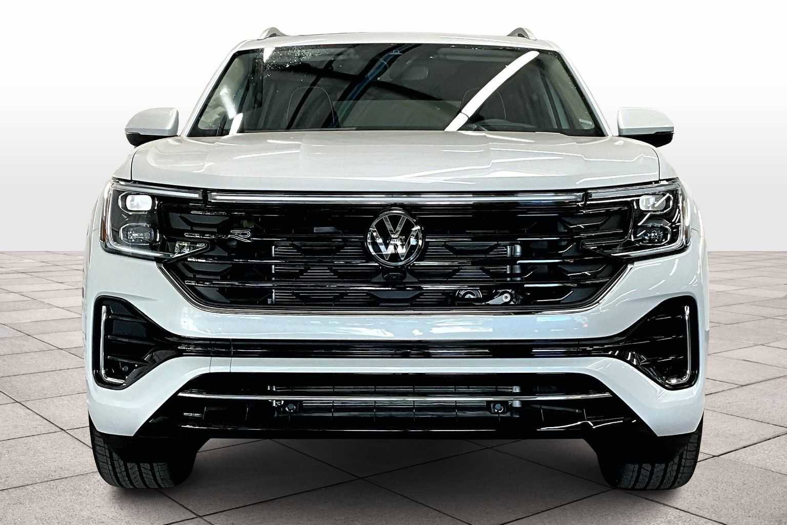New 2026 Volkswagen Atlas SEL Premium R-Line image 5