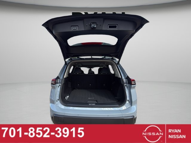 New 2026 Nissan Rogue Dark Armor AWD/4WD image 28