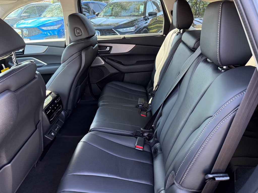Certified 2026 Acura MDX w/ Technology Package AWD/4WD image 16
