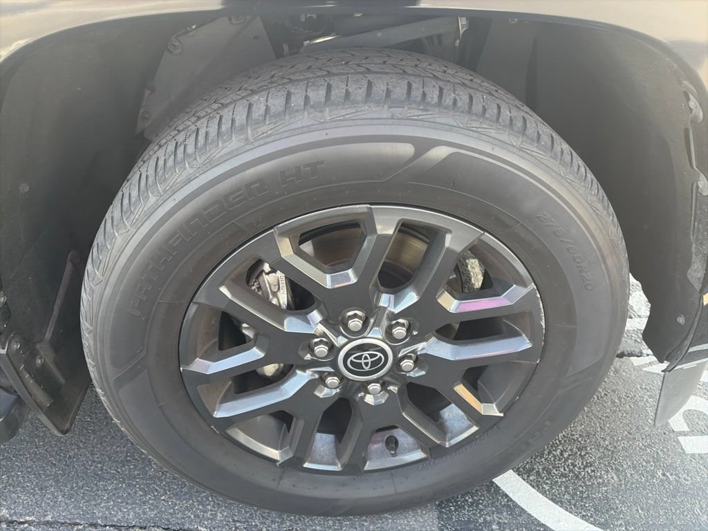 Used 2023 Toyota Sequoia Platinum AWD/4WD image 8