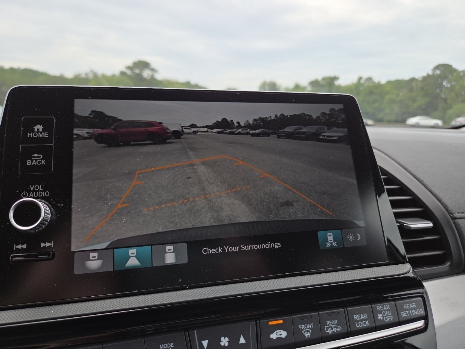 Used 2025 Honda Odyssey EX-L image 9