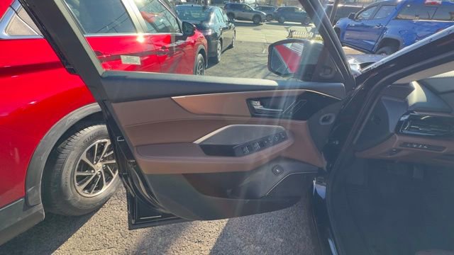 Used 2024 Acura MDX SH-AWD w/ Technology Package image 9