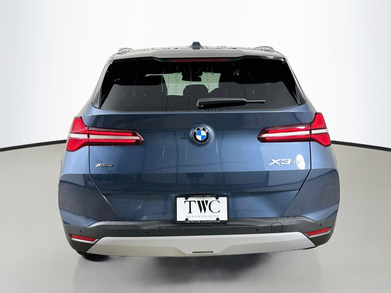New 2026 BMW X3 xDrive30i AWD/4WD image 6